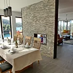 Hera Korcula, Special One, Pool, Right On The Sea,parking, 8 People Vila Cara