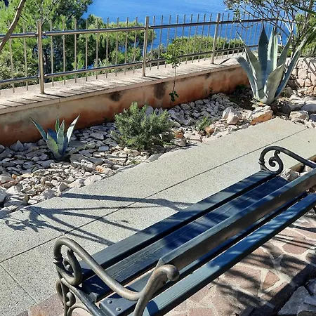 Villa Hera Korcula, Special One, Pool, Right On The Sea,parking, 8 People Čara