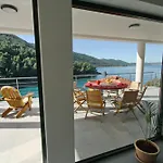 Hera Korcula, Special One, Pool, Right On The Sea,parking, 8 People * Čara
