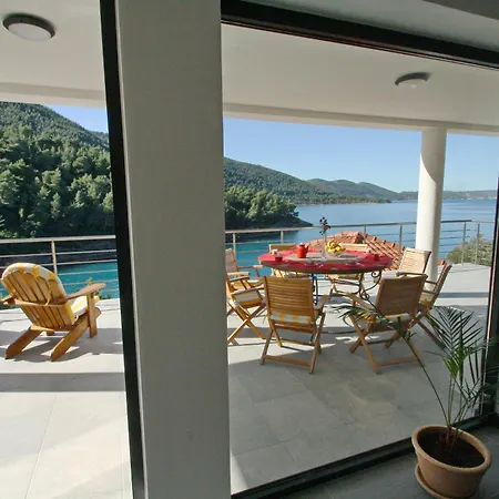 Hera Korcula, Special One, Pool, Right On The Sea,parking, 8 People * Cara