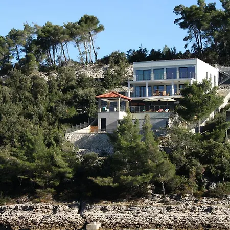 Villa Hera Korcula, Special One, Pool, Right On The Sea,parking, 8 People