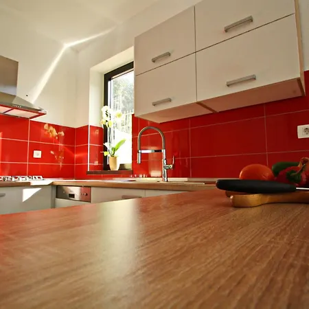 Vila Hera Korcula, Special One, Pool, Right On The Sea,parking, 8 People *