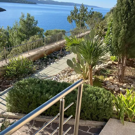 Hera Korcula, Special One, Pool, Right On The Sea,parking, 8 People Cara