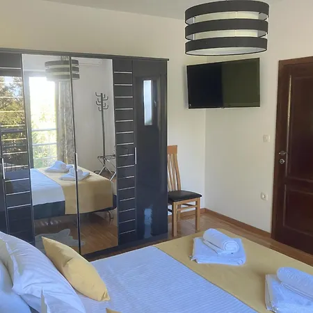 Hera Korcula, Special One, Pool, Right On The Sea,parking, 8 People