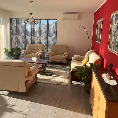 Vila Hera Korcula, Special One, Pool, Right On The Sea,parking, 8 People *