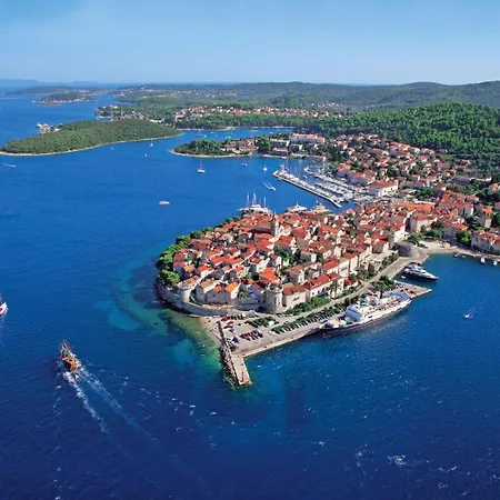 Hera Korcula, Special One, Pool, Right On The Sea,parking, 8 People Čara